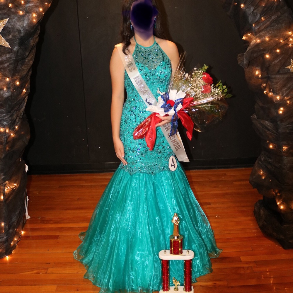 Sherri Hill prom pageant dress size 2